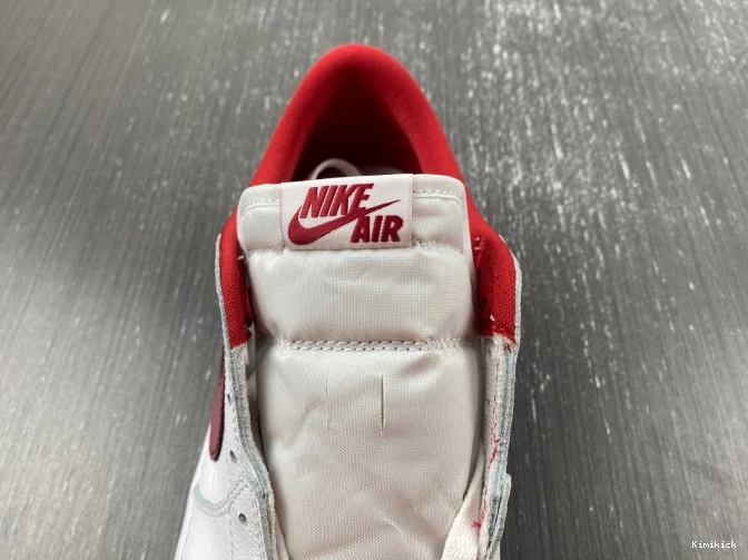 Jordan Low DailyWear 1 705329- Varsity Retro White Red 755 0521